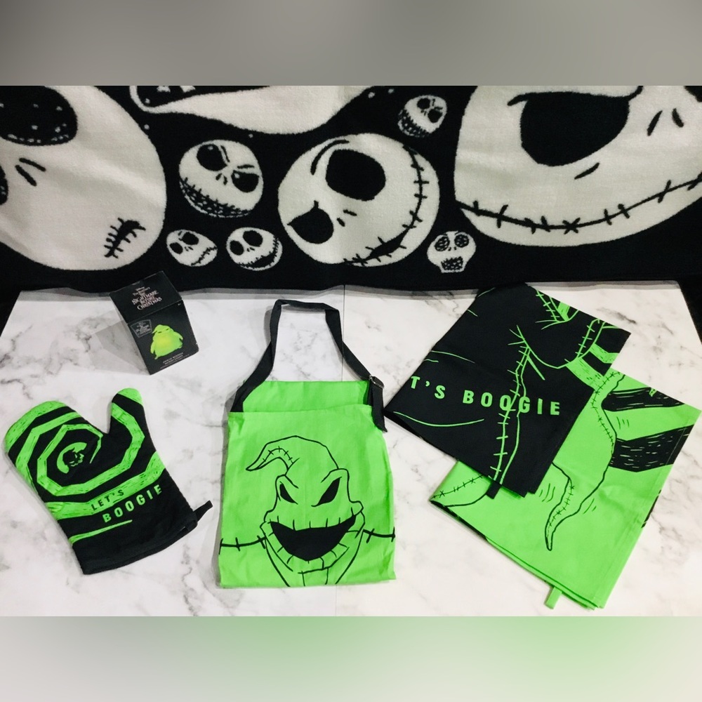 Tim Burton’s The Nightmare Before Christmas Boogie Kitchen Bundle